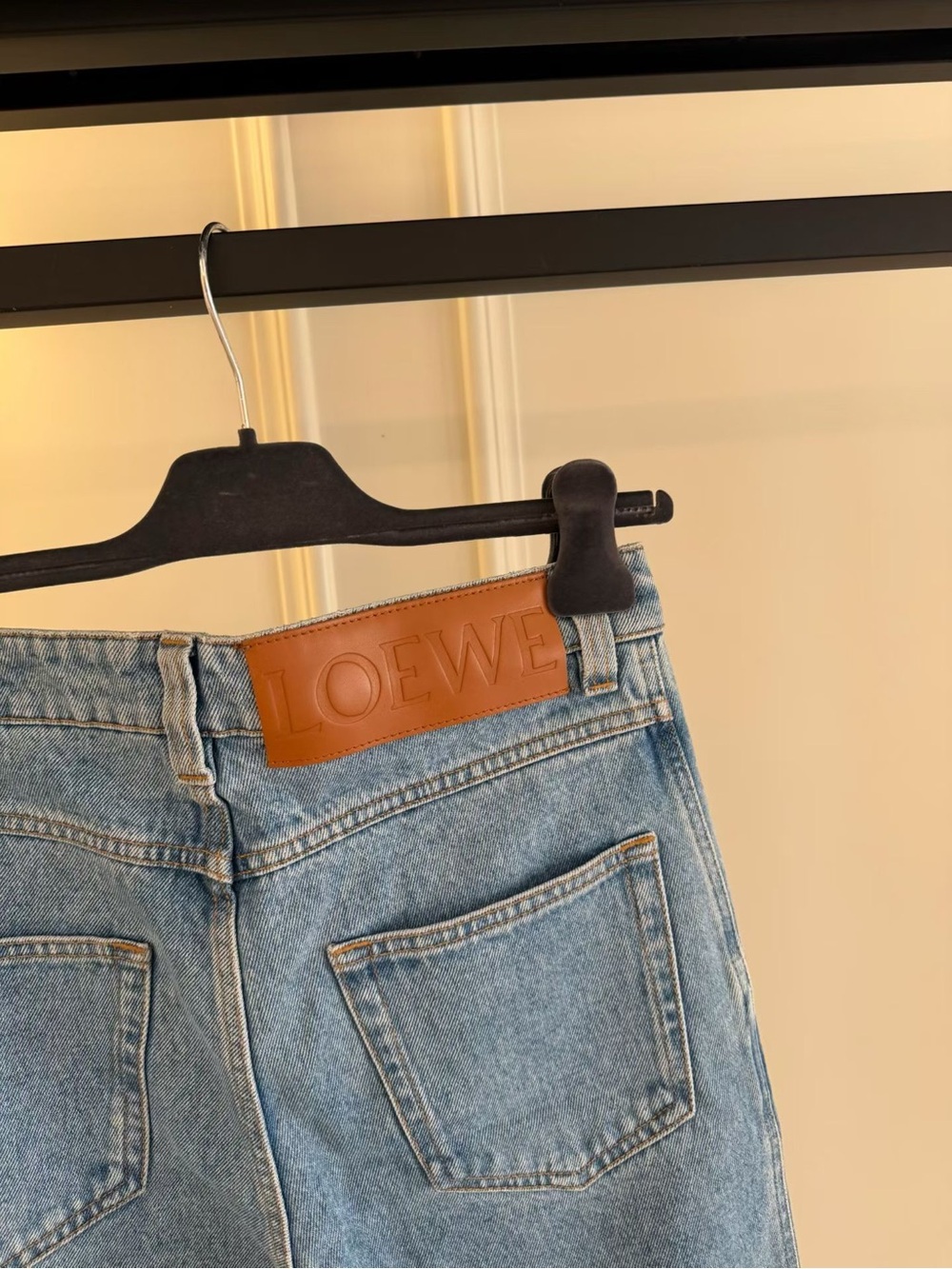 🚩steal Loewe Light Blue Straight-Leg Jeans with Cream Cuffs - Picture 3 of 5